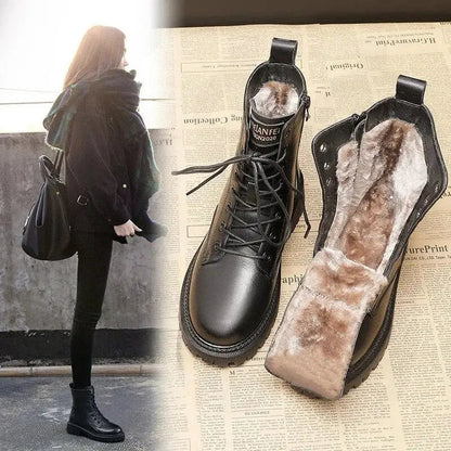 Lia | Schwarze Leder gefütterte Schnürboots mit Profilsohle