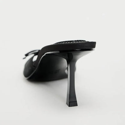 Sabine | Mittelhohe schwarze Absätze