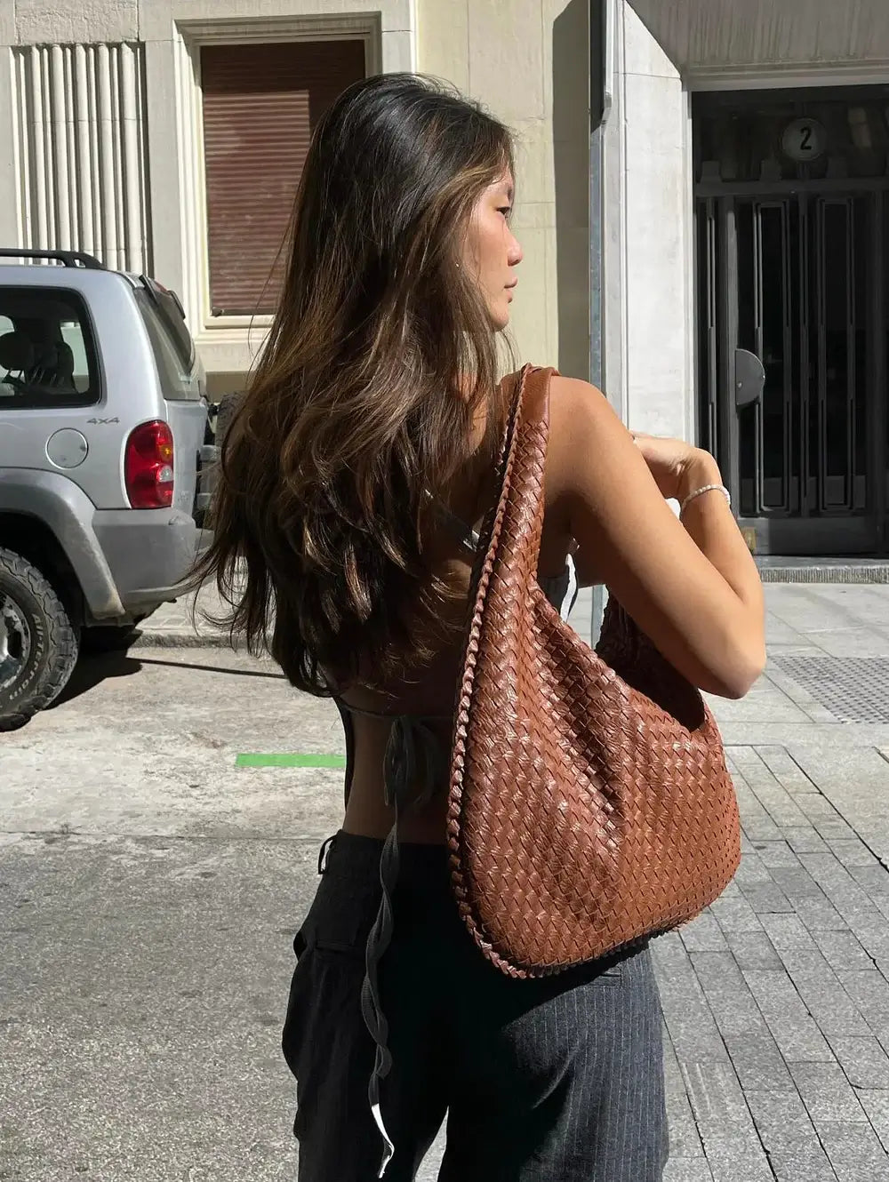 Charlyne | Große geflochtene Hobo-Tasche