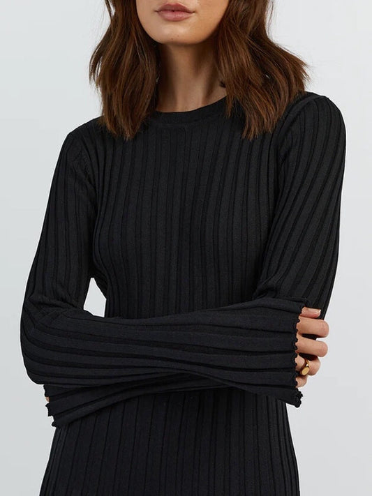 Lilli | Schwarzes Geripptes Maxikleid