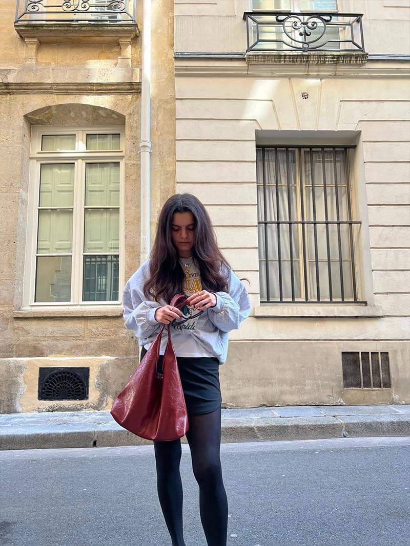 Caroly | Minimalistische Schultertasche aus Kunstleder