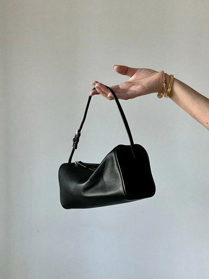 Almina | Minimalistische Damen-Tasche aus Kunstleder