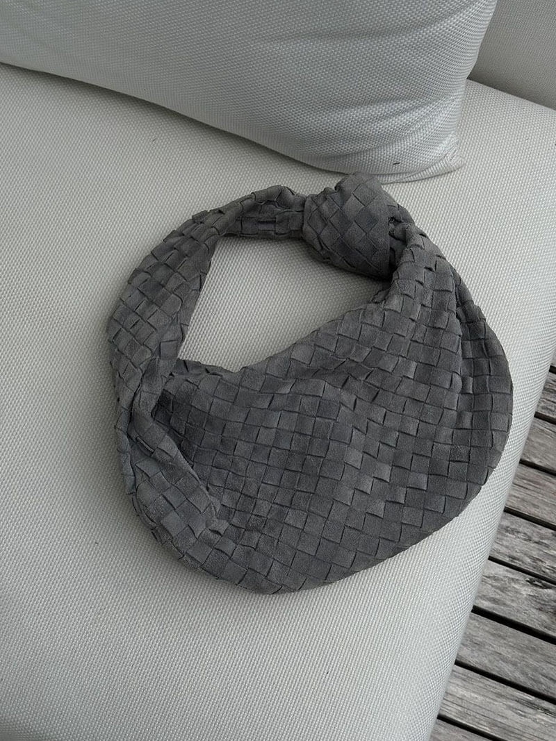 Elicia | Geflochtene Hobo-Tasche mit Knoten-Detail – Stilvoll und einzigartig