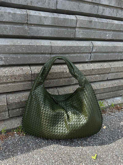 Charlyne | Große geflochtene Hobo-Tasche