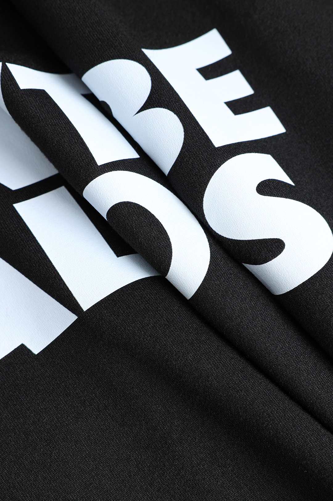 Braelyn | Schwarz Kurzärmelig Cropped T-Shirt mit "Don't Be Jealous"-Print