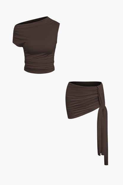 Athena | One-Shoulder Top & Drapierter Minirock – Perfekt für glamouröse Auftritte