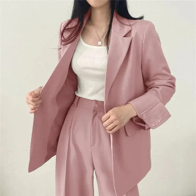 Athena | Einfarbiges Blazer- und gerade geschnittenes Hosen-Set für Damen