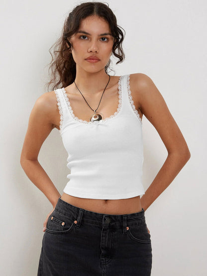 Lea | Romantisches Ripp-Tanktop mit Spitzenbesatz