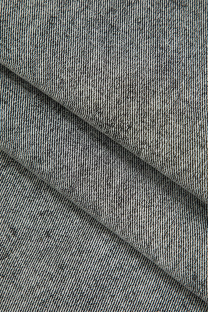 Lara | Hosen mit weitem Bein und asymmetrischen Details