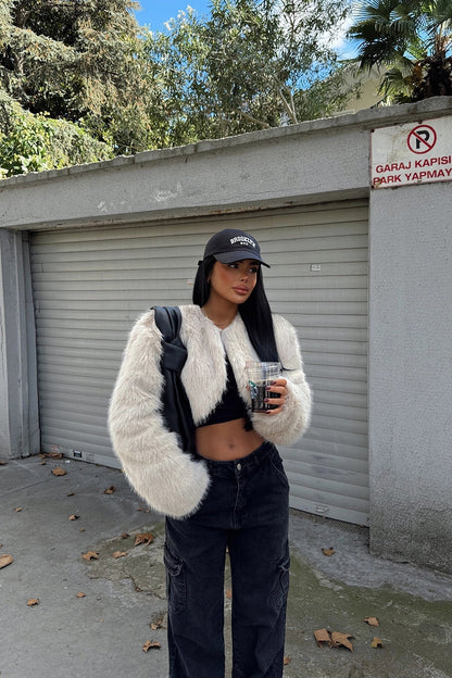 Sarah | Kurzer Pelzmantel