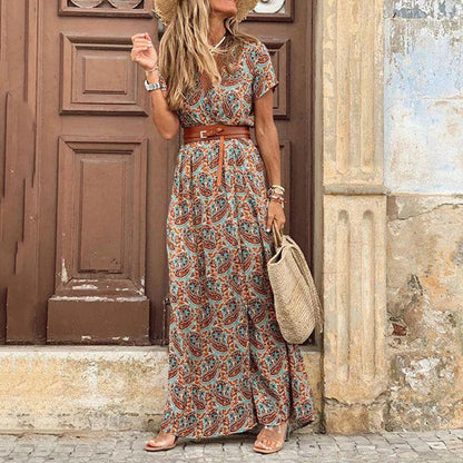 Maxikleid im Boho-Stil mit Paisley-Muster und Gürtel
