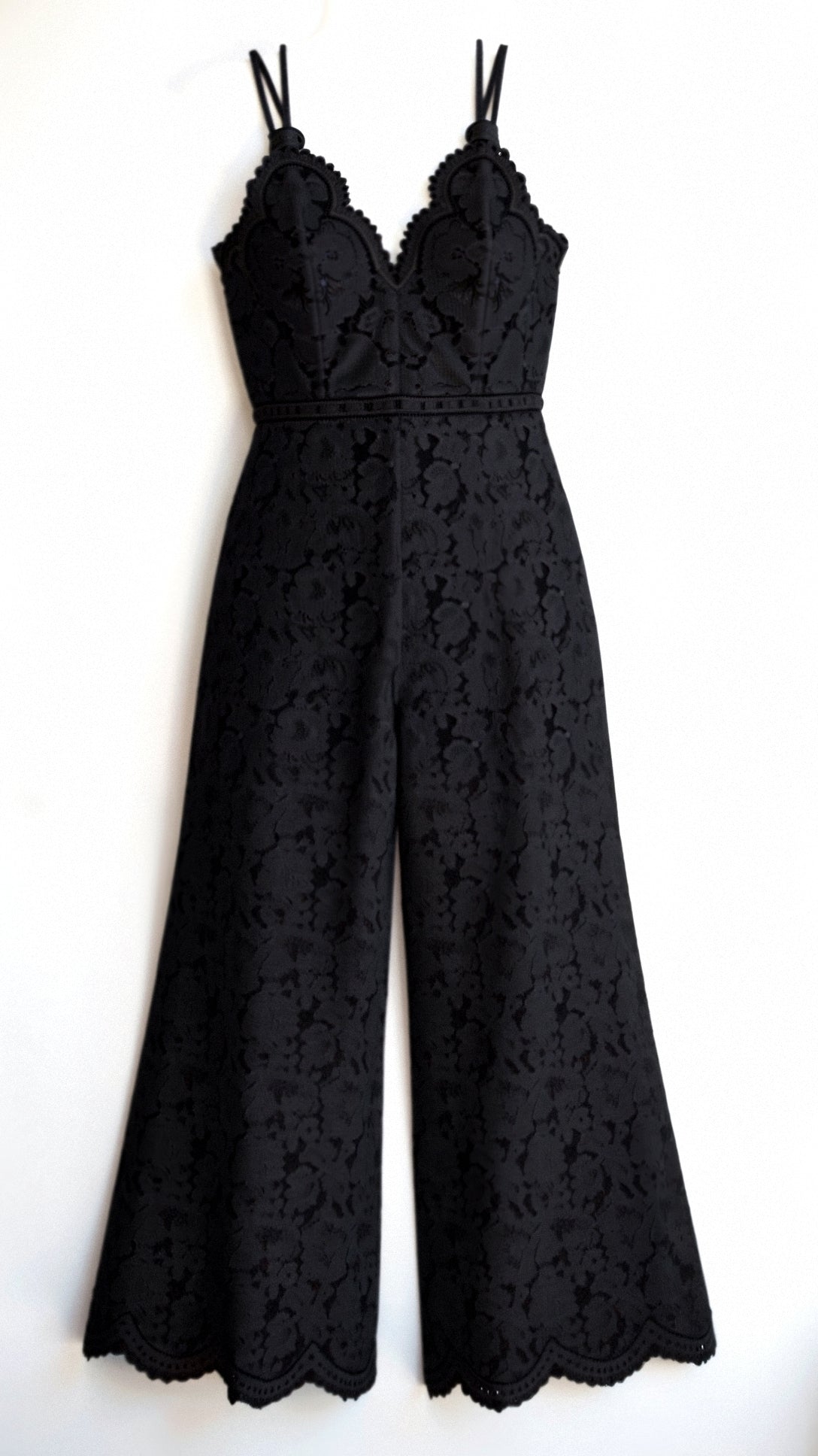 Eleganter Spitzen Jumpsuit für stilvolle Anlässe