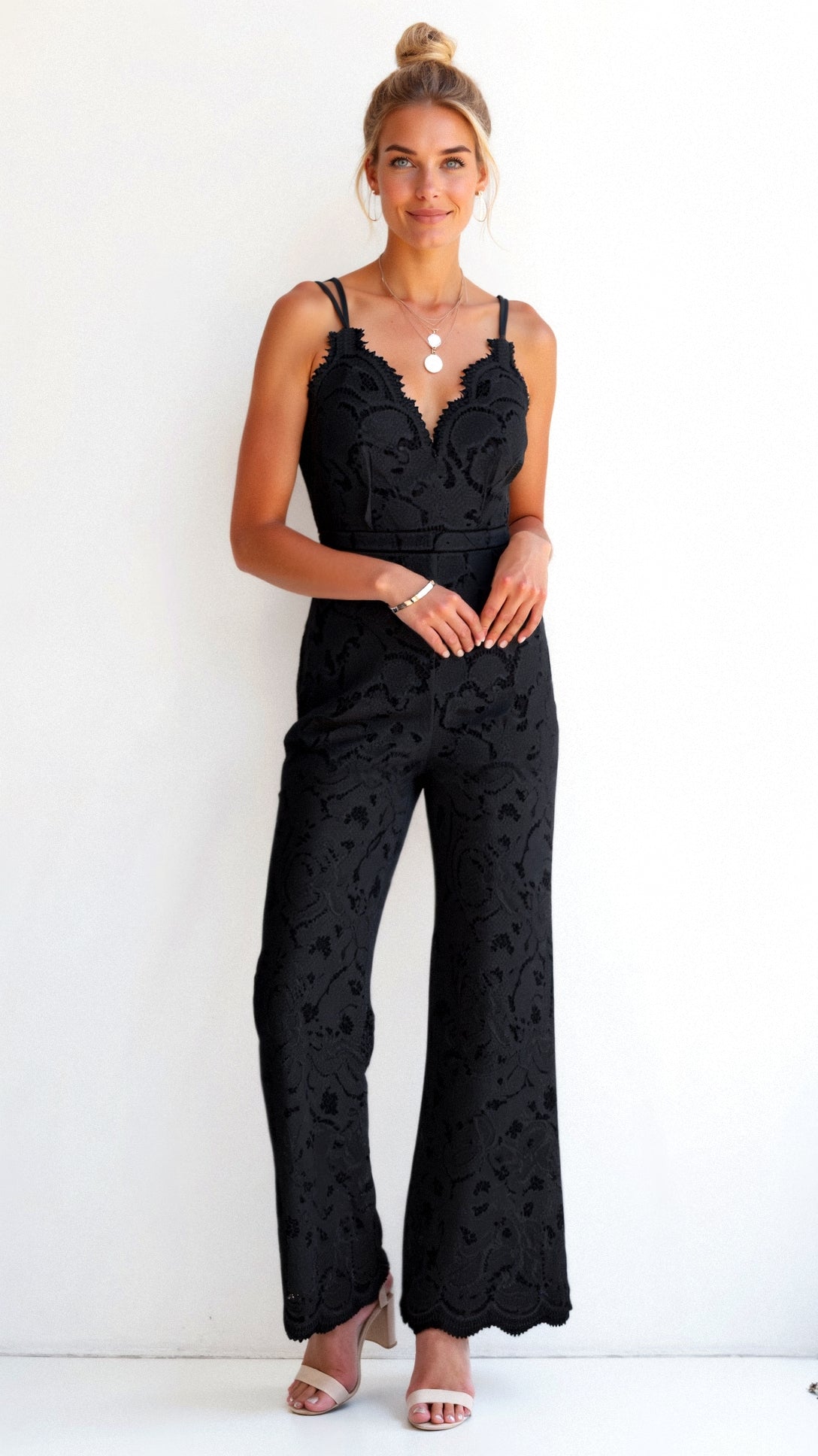Eleganter Spitzen Jumpsuit für stilvolle Anlässe