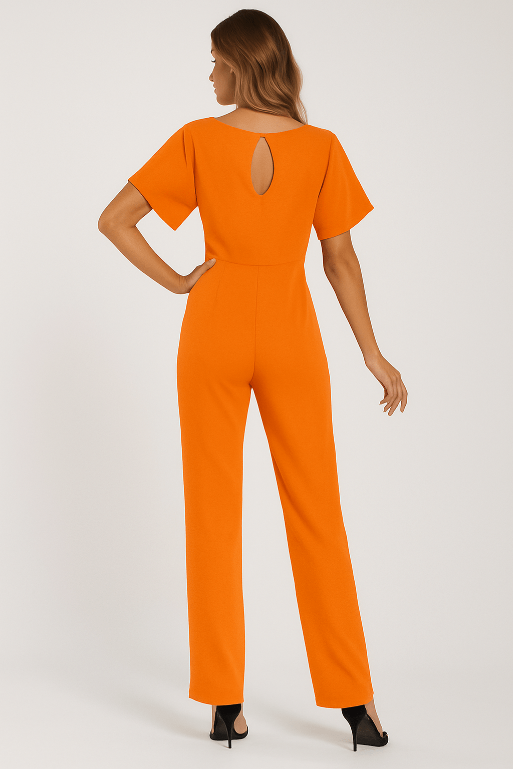 Eleganter Jumpsuit mit Taillengürtel – Figurbetont & Stilvoll