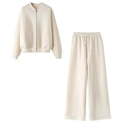 Gemütliches Zweiteiler Set mit Zip-Jacke und weiter Hose – Loungewear & Streetstyle