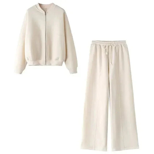 Gemütliches Zweiteiler Set mit Zip-Jacke und weiter Hose – Loungewear & Streetstyle
