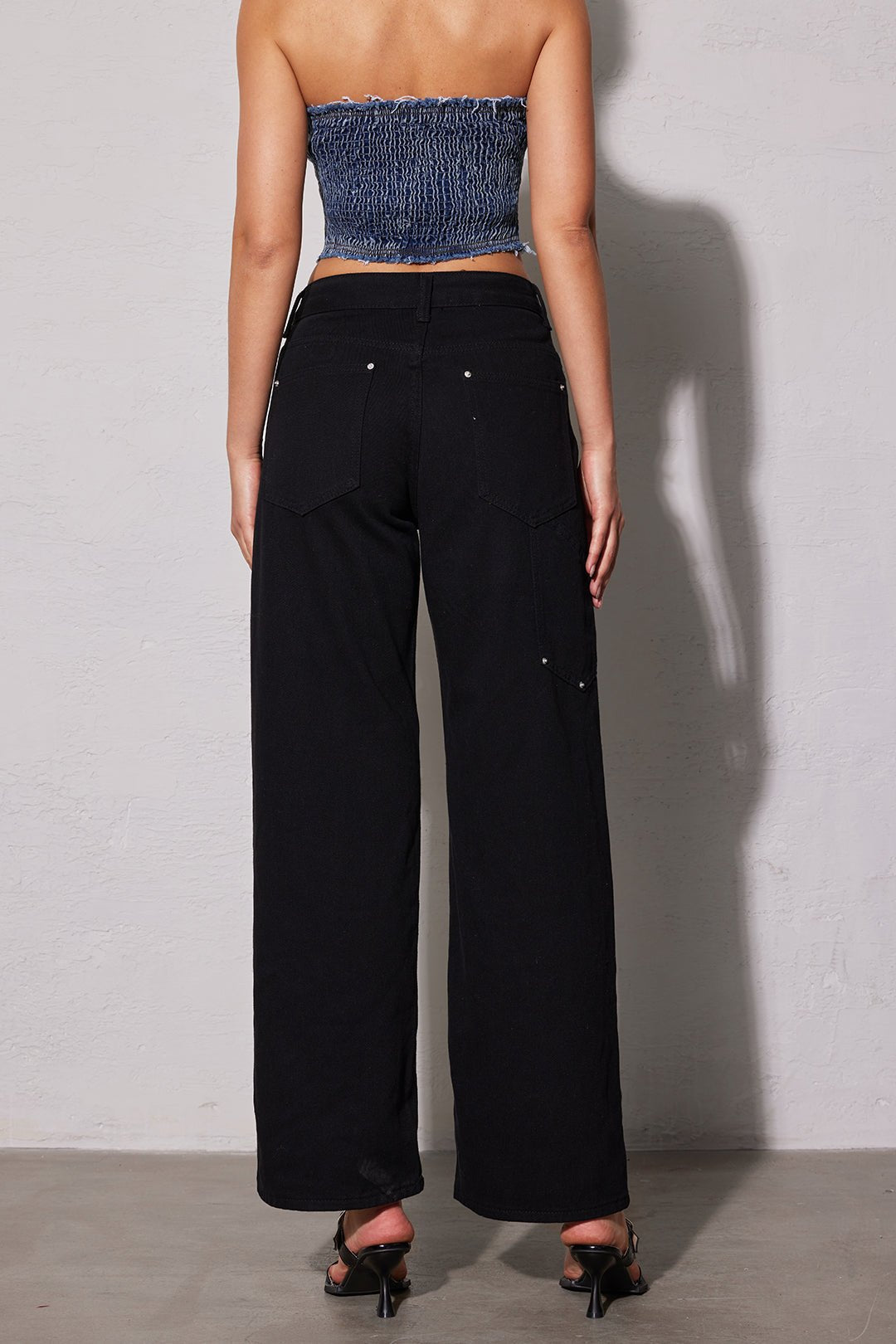 Weit geschnittene Jeans mit modernem Utility-Design