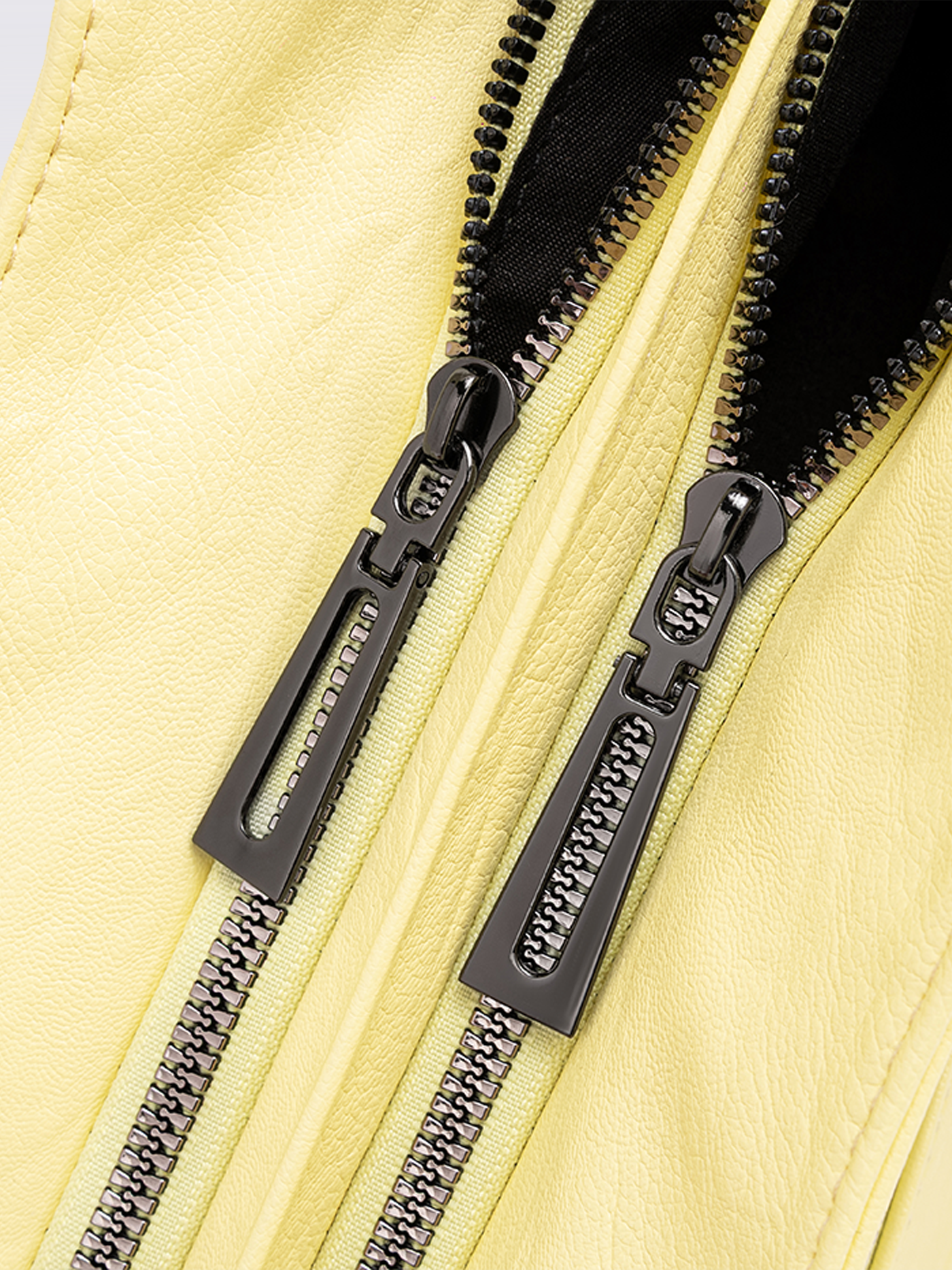 City-Handtasche mit Crossbody-Option und praktischen Fächern